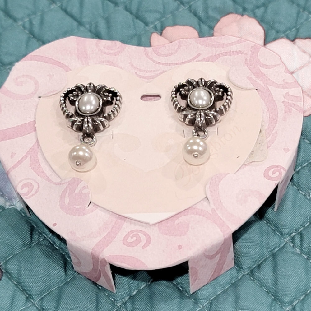 RETIRED BRIGHTON LUNA PARK TEARDROP POST EARRINGS
